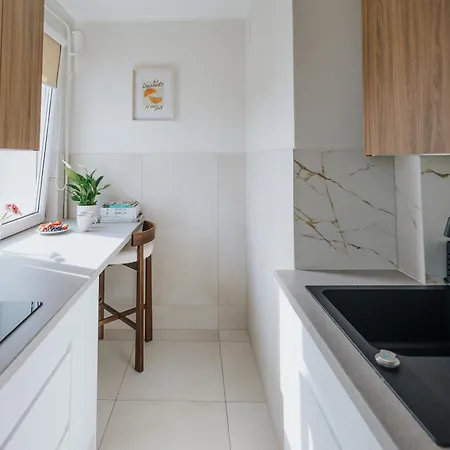 Apartament Rj Monika C *